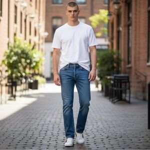 NWT GUCCI Men’s Tapered Five Pocket Jeans Size 30